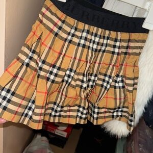 GIRLS BURBERRY SKIRT